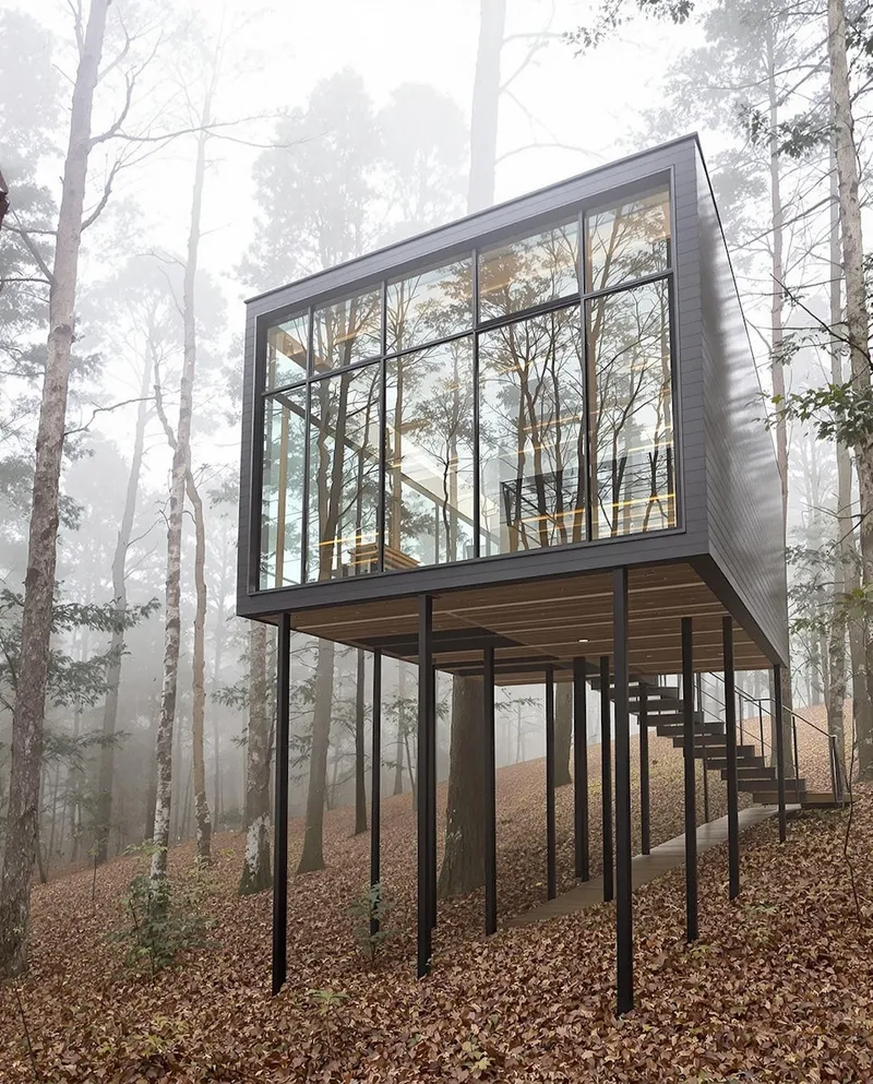 Living Lightly. Designing for Off-Grid Comfort